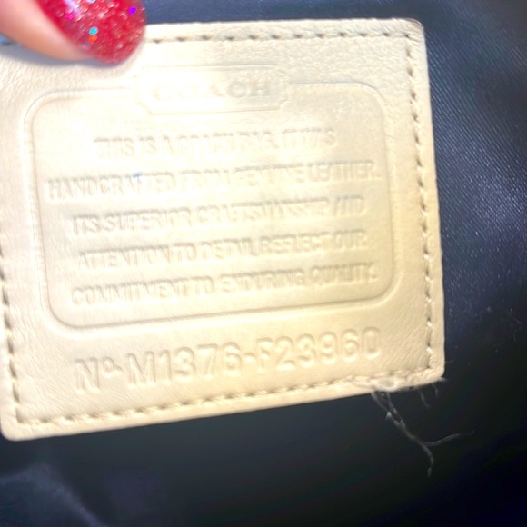 Coach Avery Shoulder Bag - Picture 8 of 10